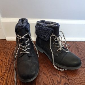 White mountain boots